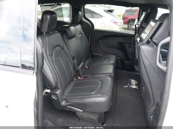 2C4RC1BG9NR212875 2022 CHRYSLER PACIFICA - Image 8