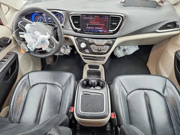 2C4RC1BG9NR217123 2022 CHRYSLER PACIFICA - Image 8