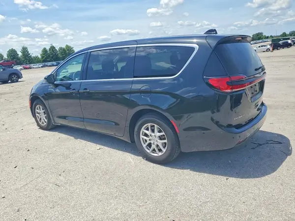 2C4RC1BG9PR526867 2023 CHRYSLER PACIFICA - Image 2