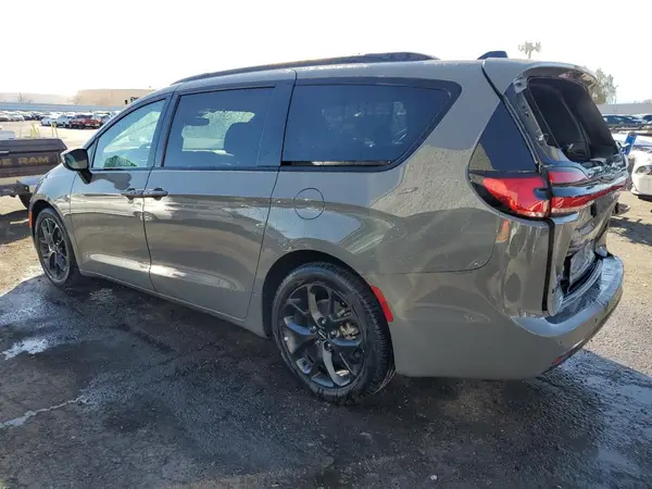 2C4RC1BG9PR548853 2023 CHRYSLER PACIFICA - Image 2