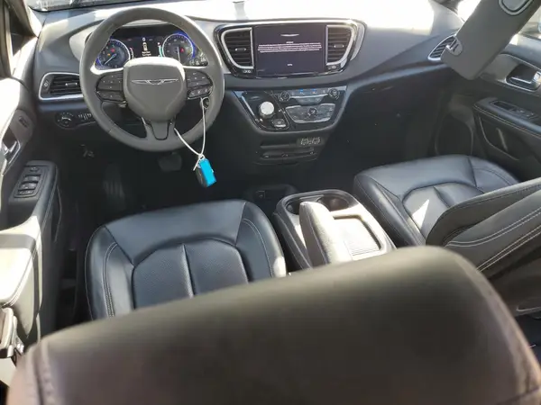 2C4RC1BG9PR548853 2023 CHRYSLER PACIFICA - Image 8