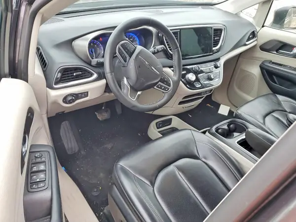 2C4RC1BG9PR550442 2023 CHRYSLER PACIFICA - Image 8