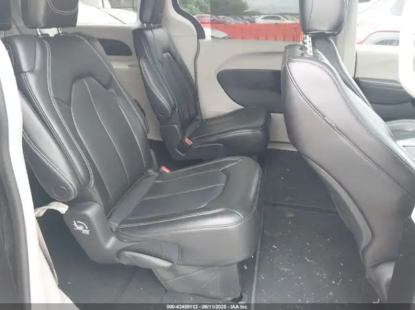 2C4RC1BG9PR550683 2023 CHRYSLER PACIFICA - Image 8