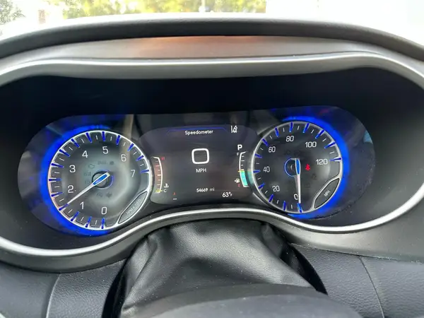 2C4RC1BG9PR594764 2023 CHRYSLER PACIFICA - Image 8