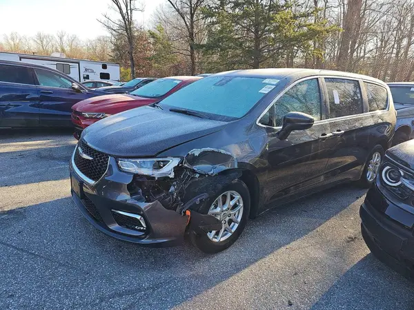 2C4RC1BG9PR600675 2023 CHRYSLER PACIFICA - Image 2