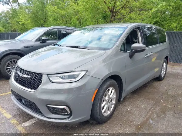 2C4RC1BG9PR601485 2023 CHRYSLER PACIFICA - Image 2