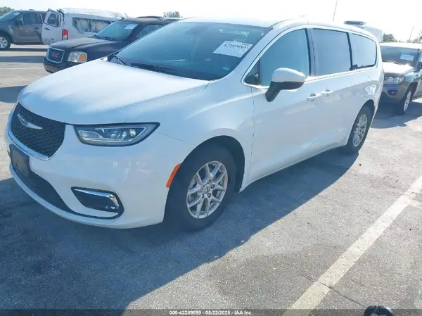 2C4RC1BG9PR624541 2023 CHRYSLER PACIFICA - Image 2