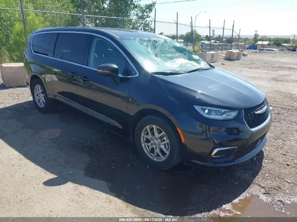 2C4RC1BG9PR628170 2023 CHRYSLER PACIFICA - Image 1
