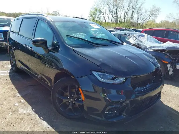 2C4RC1BG9PR628427 2023 CHRYSLER PACIFICA - Image 1