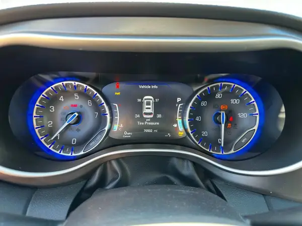 2C4RC1BG9RR125838 2024 CHRYSLER PACIFICA - Image 8