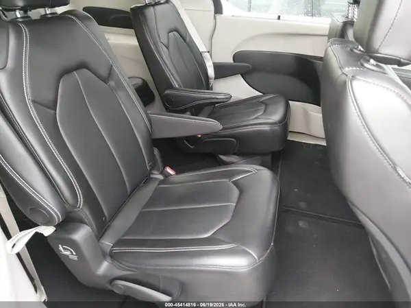 2C4RC1BG9RR129632 2024 CHRYSLER PACIFICA - Image 8