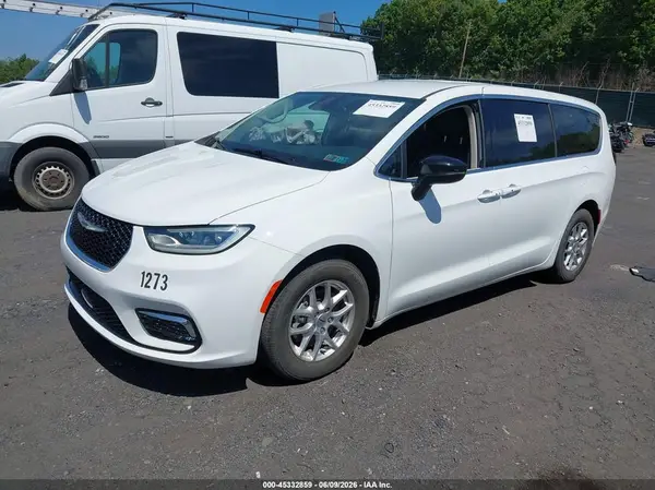 2C4RC1BG9RR132532 2024 CHRYSLER PACIFICA - Image 2