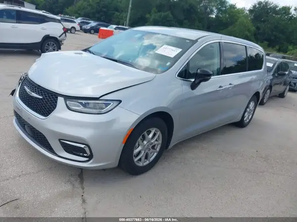 2C4RC1BG9RR133387 2024 CHRYSLER PACIFICA - Image 2