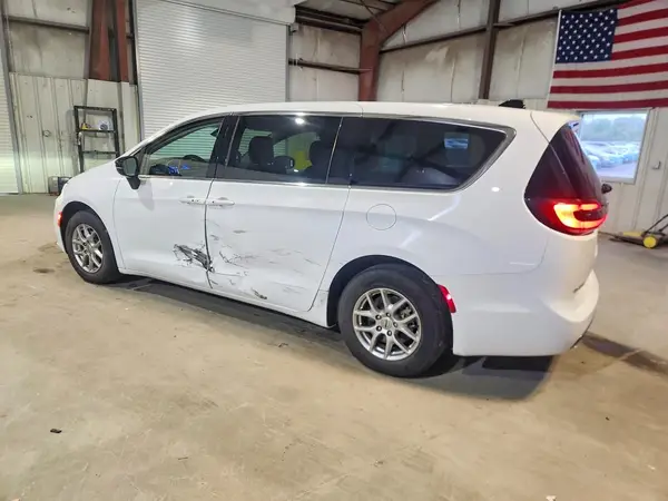 2C4RC1BG9RR140517 2024 CHRYSLER PACIFICA - Image 2