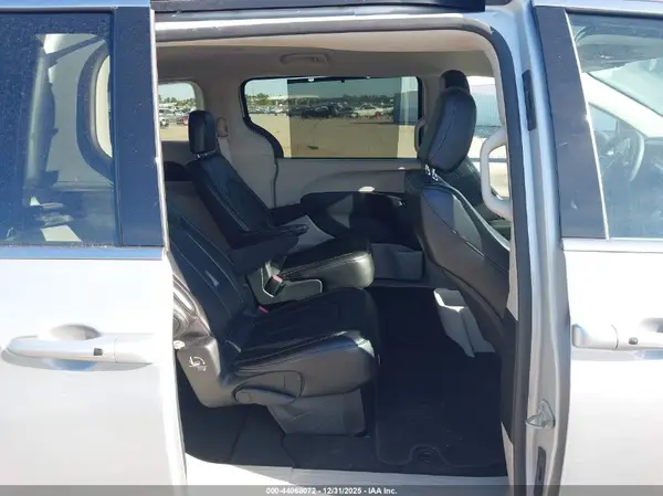 2C4RC1BG9RR143837 2024 CHRYSLER PACIFICA - Image 8