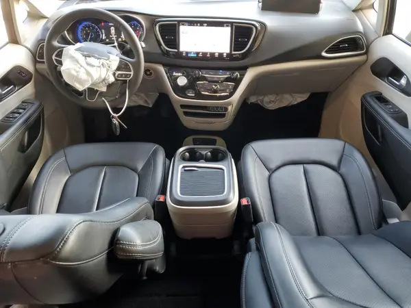 2C4RC1BG9RR147015 2024 CHRYSLER PACIFICA - Image 8