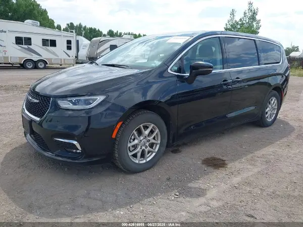 2C4RC1BG9RR149489 2024 CHRYSLER PACIFICA - Image 2