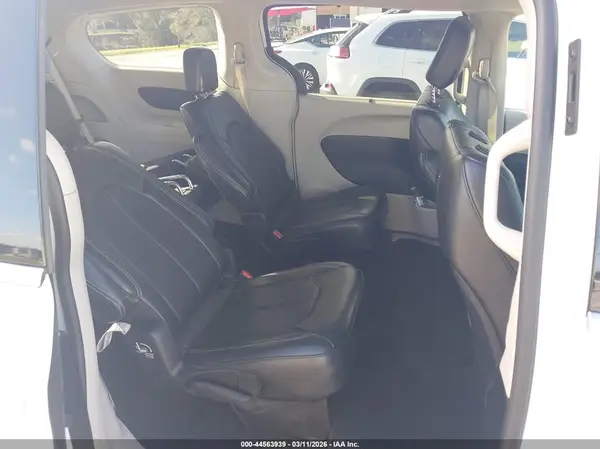 2C4RC1BG9RR152103 2024 CHRYSLER PACIFICA - Image 8