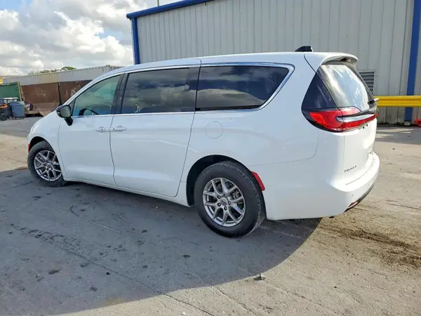 2C4RC1BG9RR152215 2024 CHRYSLER PACIFICA - Image 2