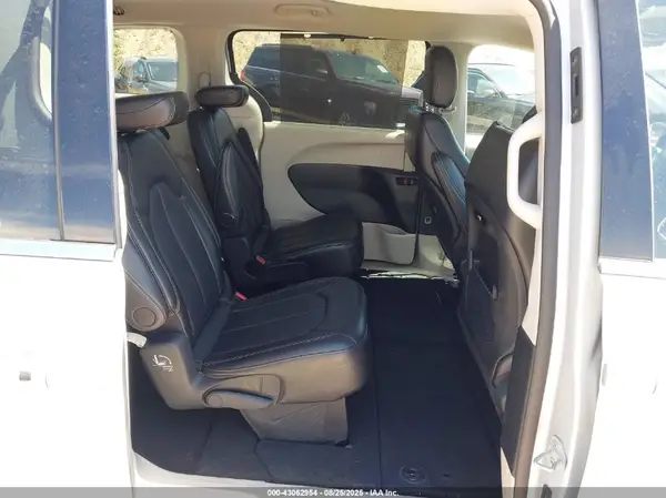 2C4RC1BG9RR159441 2024 CHRYSLER PACIFICA - Image 8