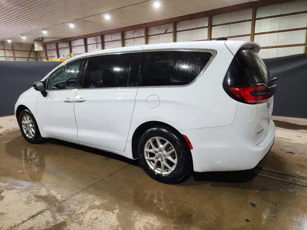 2C4RC1BG9RR182394 2024 CHRYSLER PACIFICA - Image 2