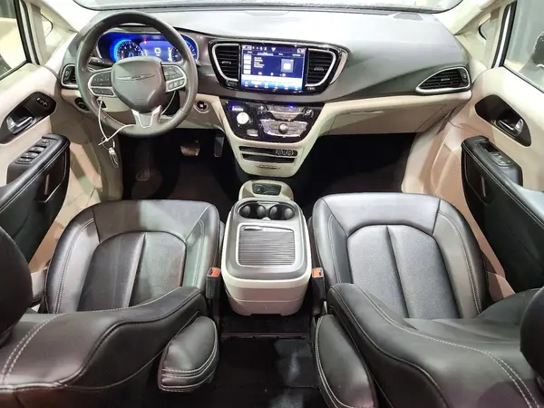2C4RC1BG9RR182394 2024 CHRYSLER PACIFICA - Image 8