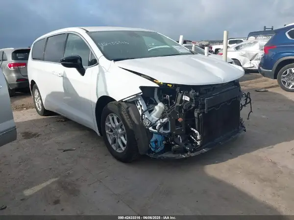 2C4RC1BG9RR182962 2024 CHRYSLER PACIFICA - Image 1