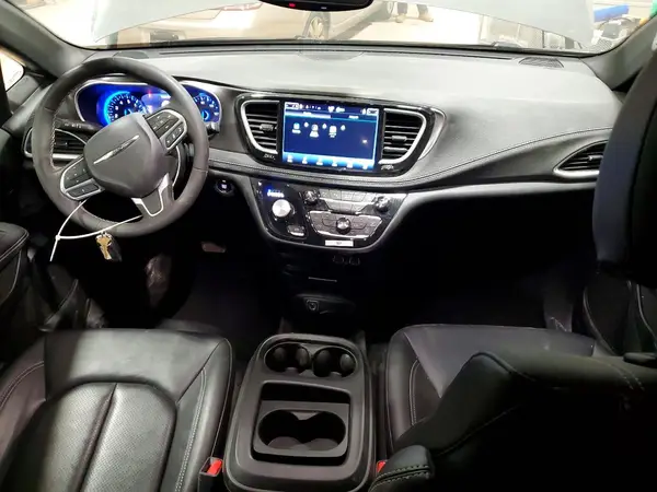 2C4RC1BG9SR501413 2025 CHRYSLER PACIFICA - Image 8