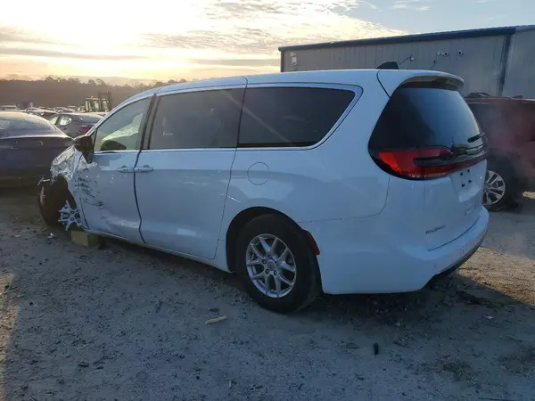 2C4RC1BG9SR503467 2025 CHRYSLER PACIFICA - Image 2