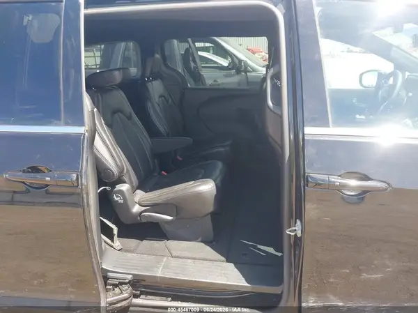 2C4RC1BG9SR511603 2025 CHRYSLER PACIFICA - Image 8