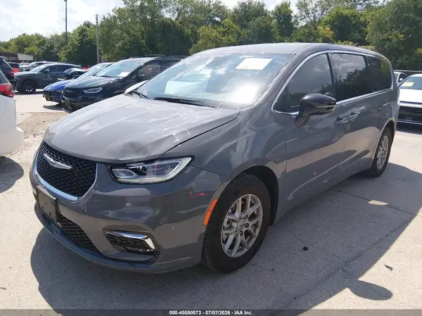 2C4RC1BG9SR530698 2025 CHRYSLER PACIFICA - Image 2