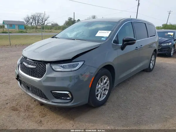 2C4RC1BG9SR532127 2025 CHRYSLER PACIFICA - Image 2