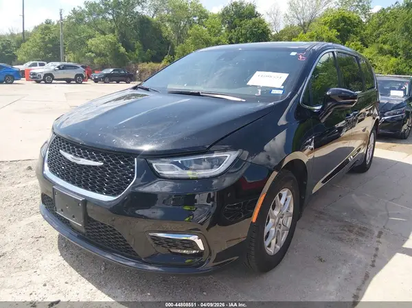 2C4RC1BG9SR570473 2025 CHRYSLER PACIFICA - Image 2