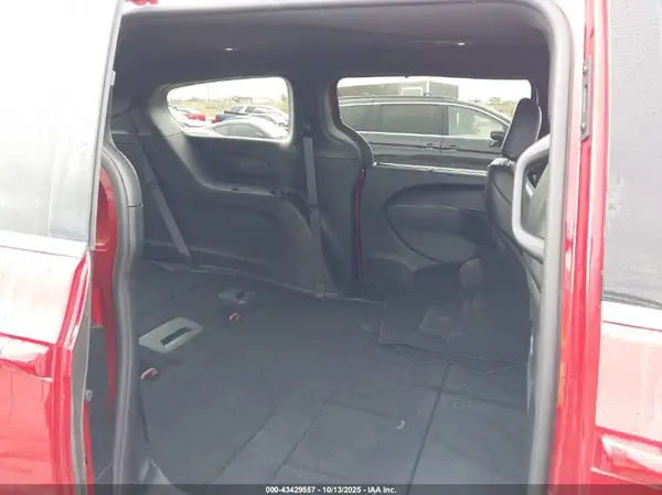 2C4RC1BG9SR614813 2025 CHRYSLER PACIFICA - Image 8