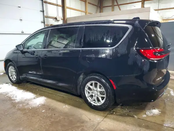 2C4RC1BG9TR174898 2026 CHRYSLER PACIFICA - Image 2