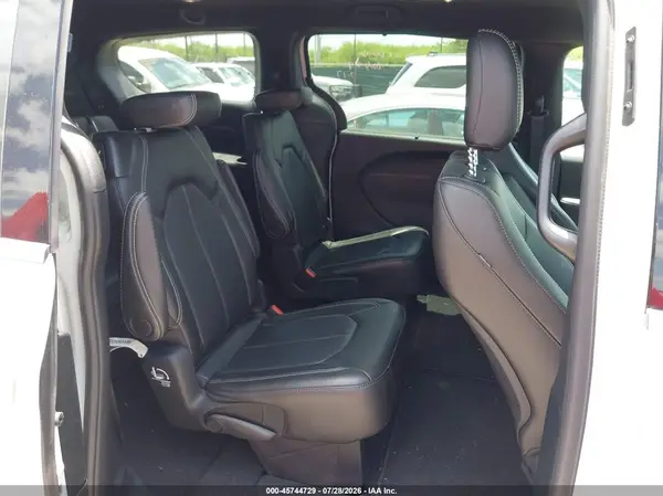 2C4RC1BG9TR179213 2026 CHRYSLER PACIFICA - Image 8