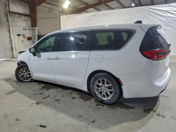 2C4RC1BG9TR185531 2026 CHRYSLER PACIFICA - Image 2