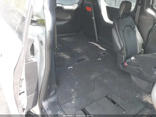 2C4RC1BG9TR185853 2026 CHRYSLER PACIFICA - Image 8