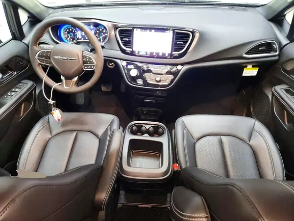 2C4RC1BG9TR191054 2026 CHRYSLER PACIFICA - Image 8