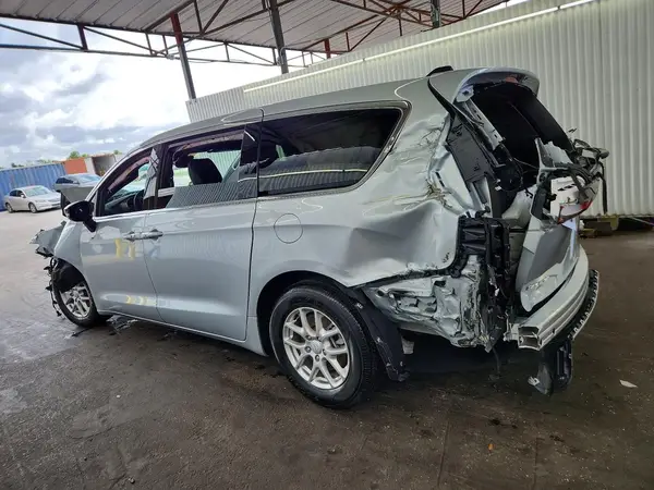 2C4RC1BG9TR204305 2026 CHRYSLER PACIFICA - Image 2