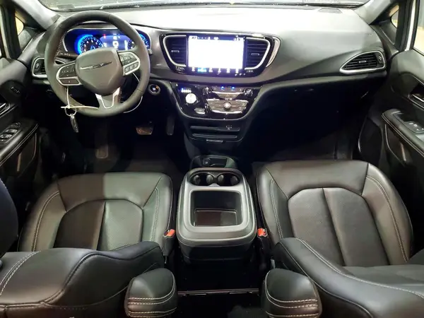 2C4RC1BG9TR217233 2026 CHRYSLER PACIFICA - Image 8