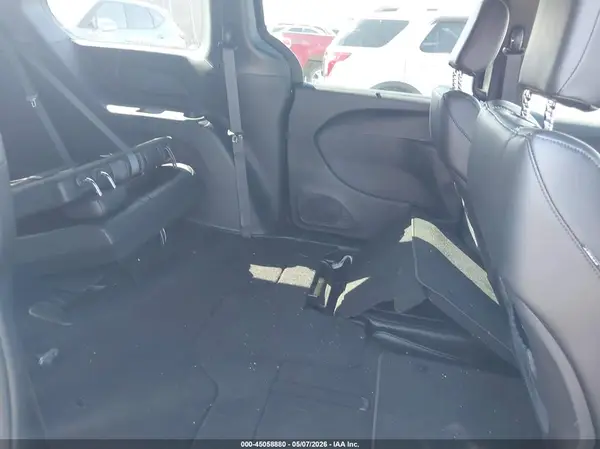 2C4RC1BG9TR225381 2026 CHRYSLER PACIFICA - Image 8