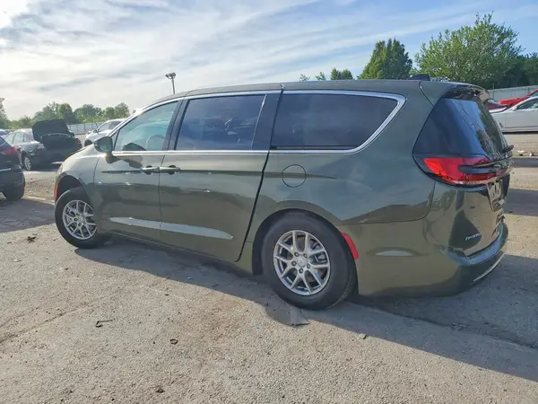 2C4RC1BG9VR556058 2027 CHRYSLER PACIFICA - Image 2