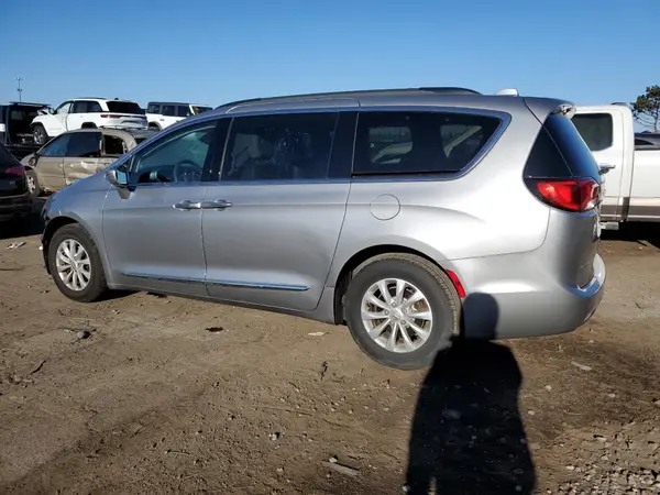 2C4RC1BGXHR503762 2017 CHRYSLER PACIFICA - Image 2
