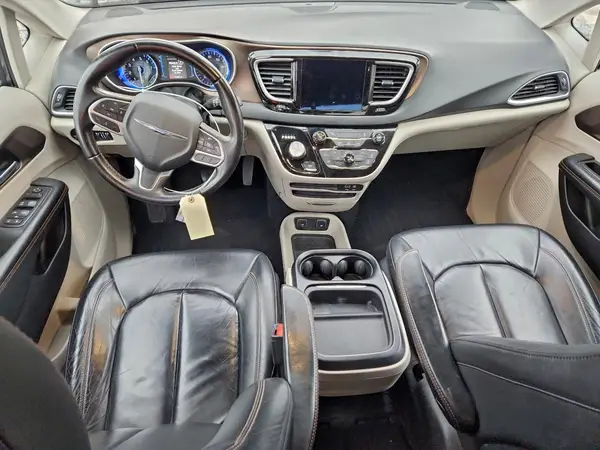 2C4RC1BGXHR505446 2017 CHRYSLER PACIFICA - Image 8