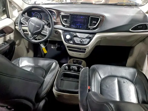 2C4RC1BGXHR515927 2017 CHRYSLER PACIFICA - Image 8
