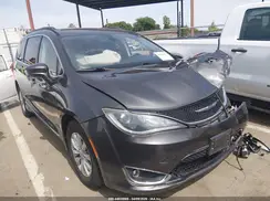 2C4RC1BGXHR516964 2017 CHRYSLER PACIFICA