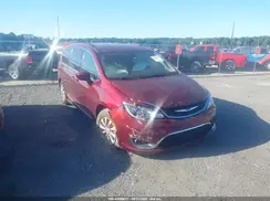 2C4RC1BGXHR523123 2017 CHRYSLER PACIFICA