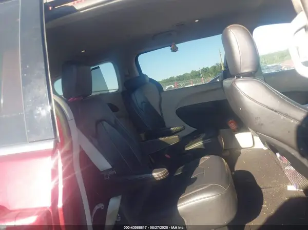 2C4RC1BGXHR523123 2017 CHRYSLER PACIFICA - Image 8