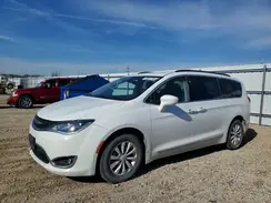 2C4RC1BGXHR523686 2017 CHRYSLER PACIFICA